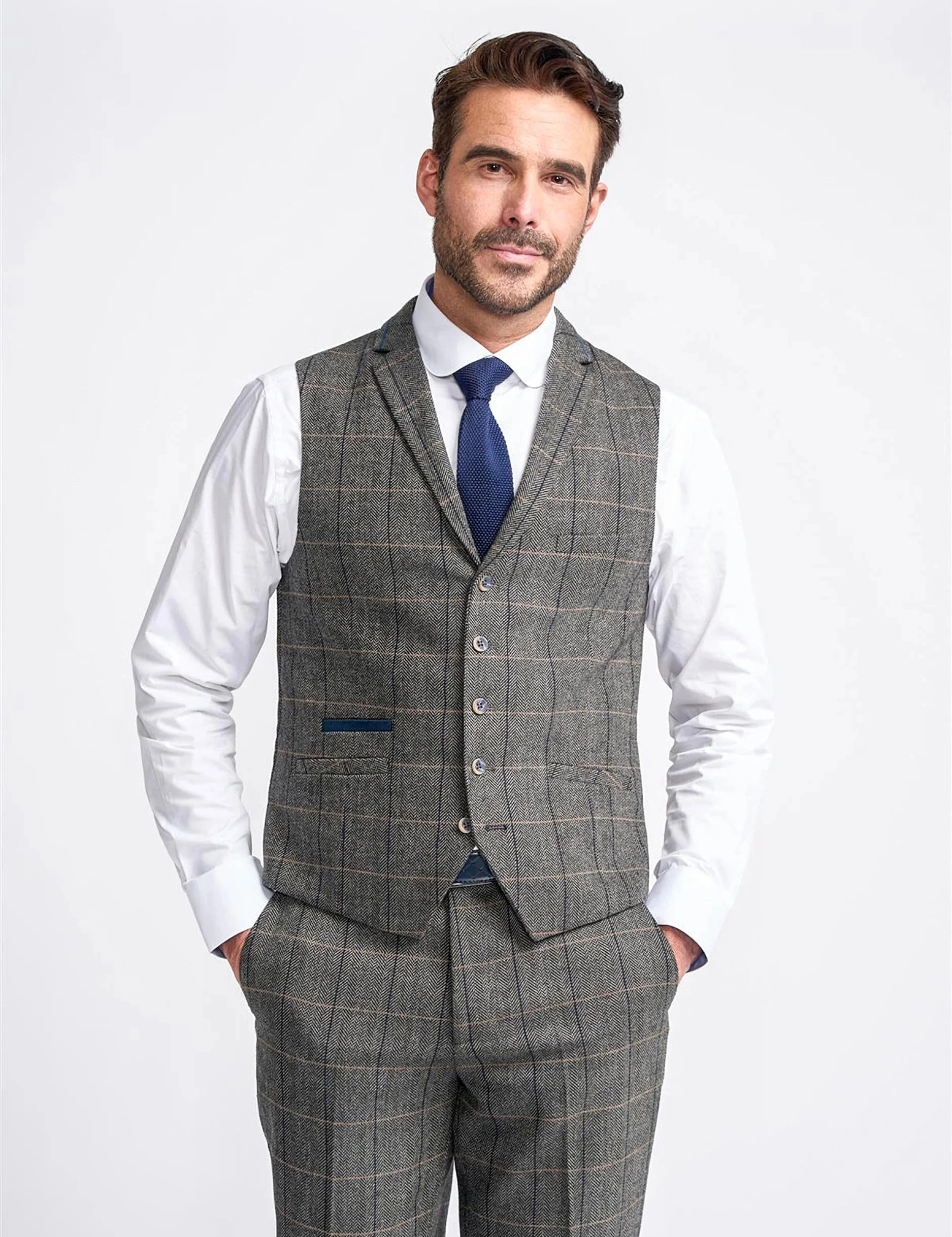 Albert Grey: Stijlvolle Tweed Check Waistcoat voor de Elegante Man.
